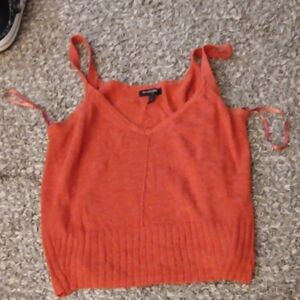 💜 3/$15💜Banana Republic Orangey Ref Camisole Sweater, Large💜